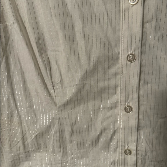 Plus size woman’s shirt - Picture 2 of 3